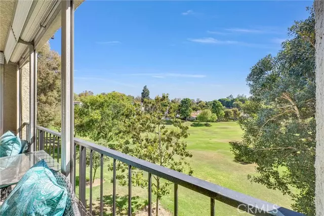 5510 Paseo Del Lago 2D, Laguna Woods, CA 92637