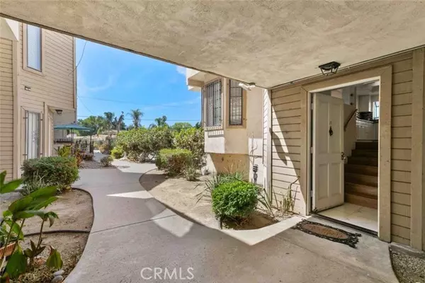 Van Nuys, CA 91405,14715 Saticoy ST 13