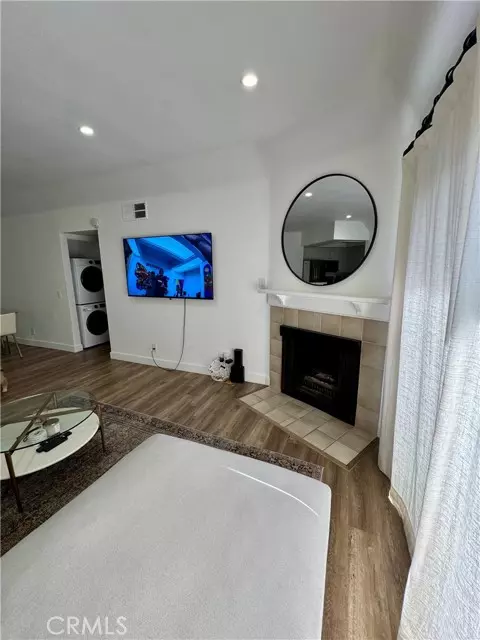 Diamond Bar, CA 91765,22749 Lakeway DR 377