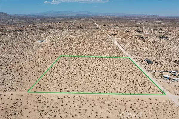 Joshua Tree, CA 92252,63635 La Brisa DR