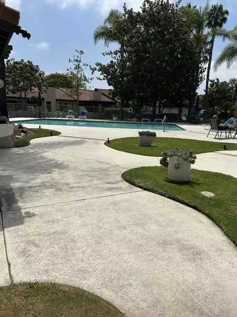 2146 Valleydale LN, Encinitas, CA 92024