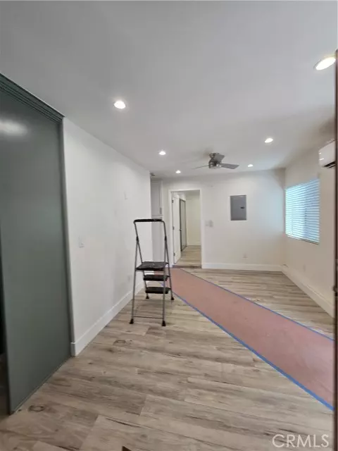 Norwalk, CA 90650,14306 Crossdale AVE B