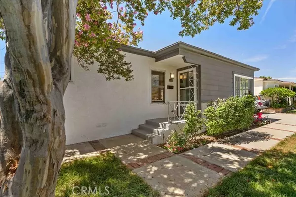 Burbank, CA 91505,2105 N Pass AVE