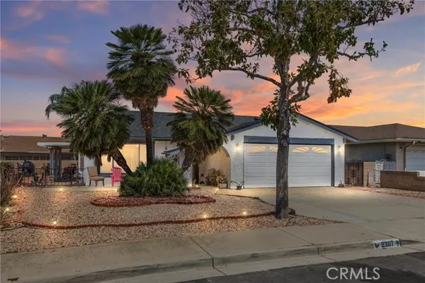 2307 El Toro CIR, Hemet, CA 92545