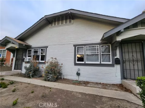 Santa Ana, CA 92703,529 S Flower