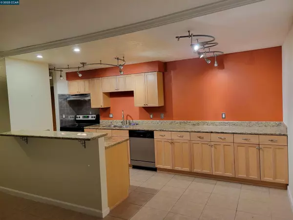 Oakland, CA 94611,590 El Dorado 109