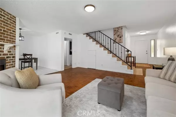 Hawthorne, CA 90250,13534 Cordary AVE 14