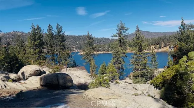 Big Bear Lake, CA 92315,831 Cove DR