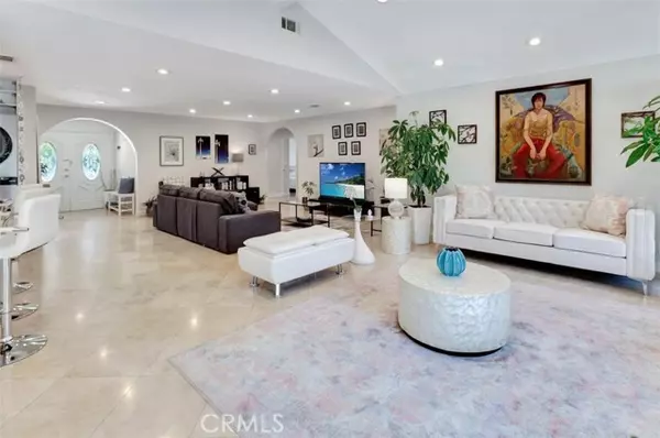 Woodland Hills, CA 91367,24017 Sylvan ST