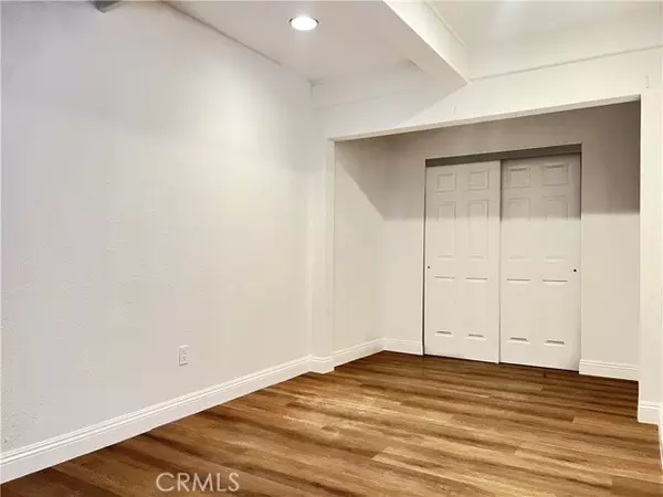 San Pedro, CA 90731,664 W 7th ST