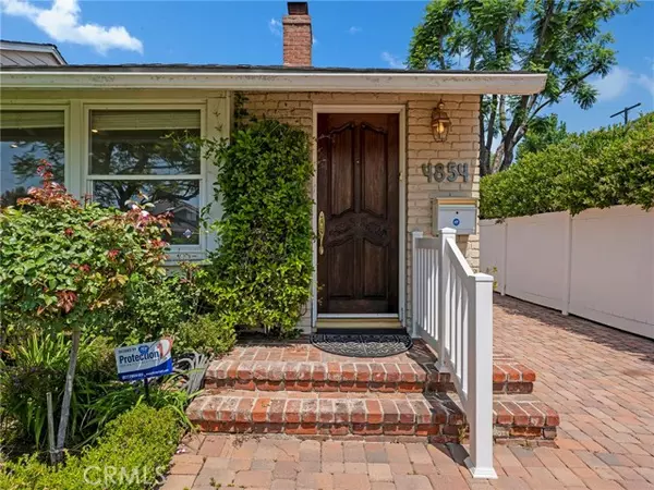 Sherman Oaks, CA 91423,4854 Ranchito AVE