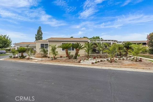 685 View Lake DR 161, Brea, CA 92821