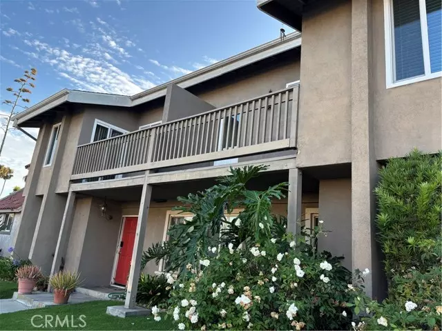 Huntington Beach, CA 92649,16971 Hoskins LN 3