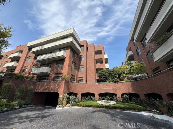 200 N Swall DR L252, Beverly Hills, CA 90211