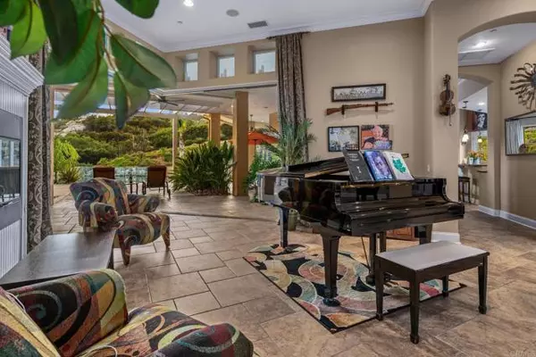 Alpine, CA 91901,2772 Firebrand DR