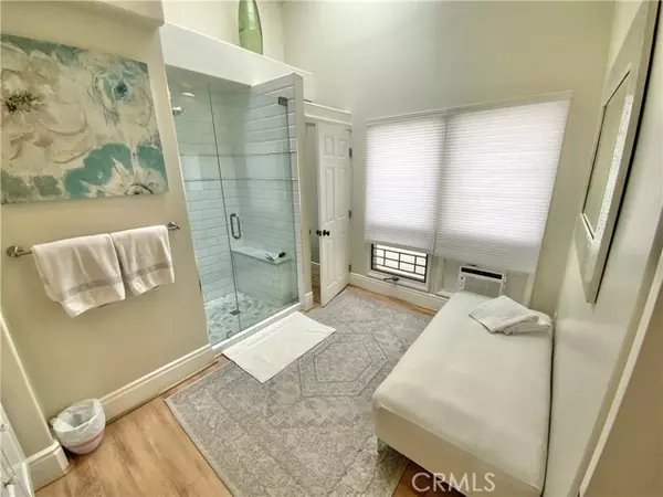 Corona Del Mar, CA 92625,611 1/2 Orchid AVE