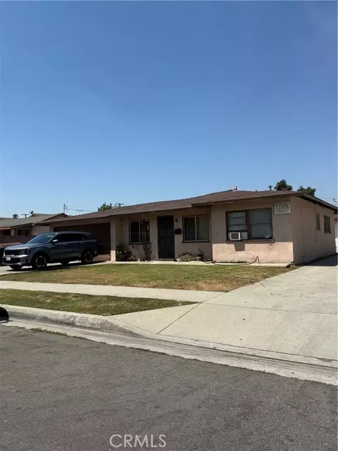 Bell Gardens, CA 90201,6815 Colmar AVE