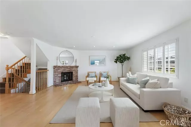 Manhattan Beach, CA 90266,1421 12th ST 1