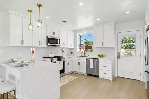 10414 El Dorado AVE, Pacoima, CA 91331