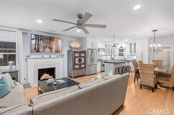 Newport Beach, CA 92661,2049 E Ocean BLD