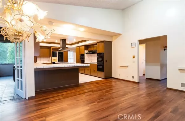 Rancho Palos Verdes, CA 90275,27772 Palos Verdes DR