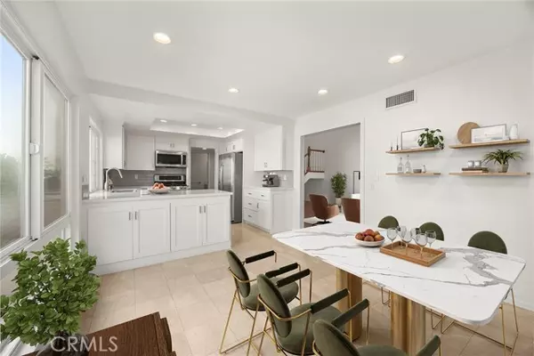 Anaheim Hills, CA 92807,949 S Ridgecrest CIR