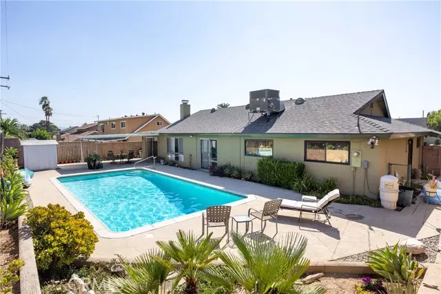 5951 Buchanan AVE, San Bernardino, CA 92404