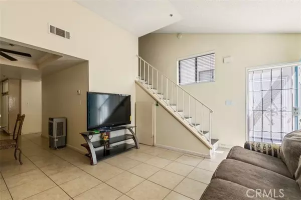 Lancaster, CA 93535,44544 15th ST 9