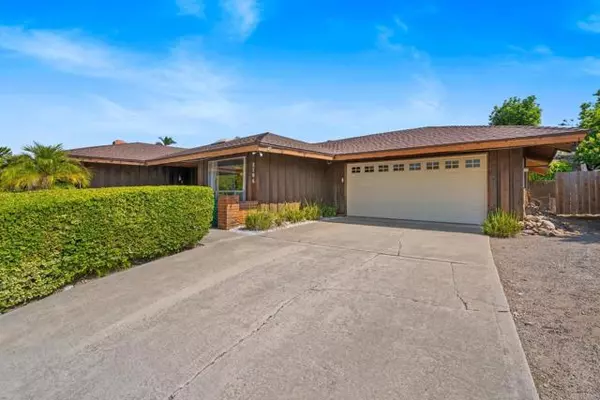 El Cajon, CA 92020,2106 Windmill View RD