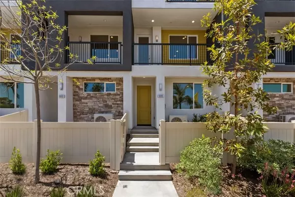 Anaheim, CA 92801,1095 N Harbor BLD