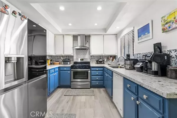 Huntington Beach, CA 92649,16512 Blackbeard LN 200