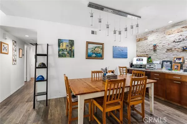 Huntington Beach, CA 92649,16512 Blackbeard LN 200