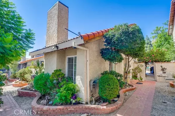 Sylmar, CA 91342,15915 Foothill BLD