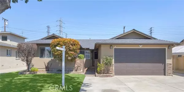 Lakewood, CA 90713,6745 Yearling ST