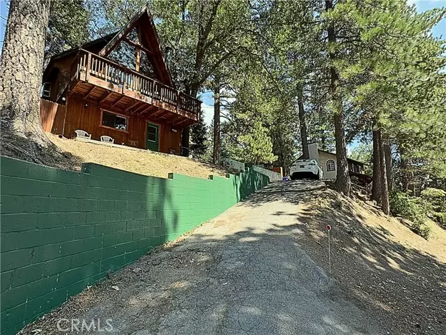 31450 Ocean View DR, Running Springs, CA 92382