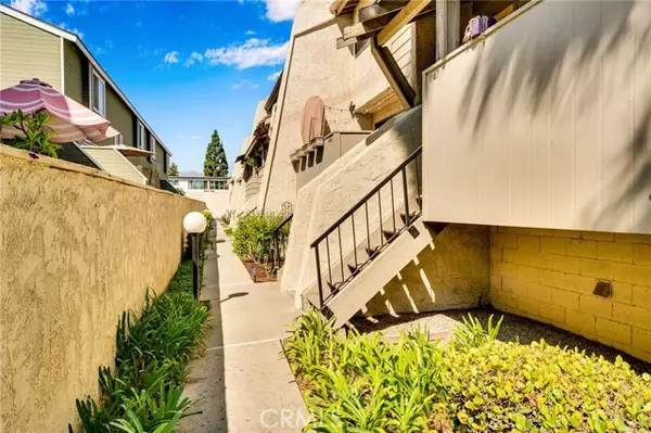 1147 W Badillo ST D, Covina, CA 91722