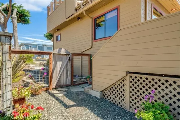 Cambria, CA 93428,2591 Windsor BLD