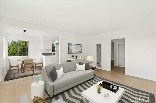 Inglewood, CA 90302,420 N Market ST 32