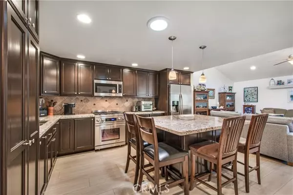 Huntington Beach, CA 92648,7259 Seaworthy DR
