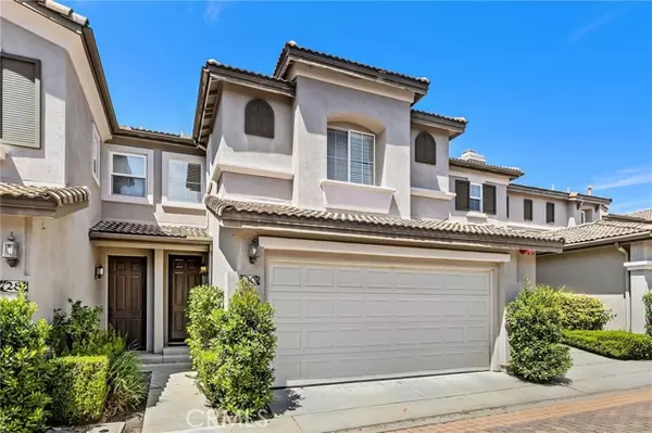 Aliso Viejo, CA 92656,30 Trofello LN