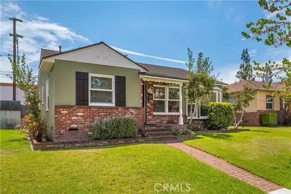 Lakewood, CA 90713,5930 Harvey WAY