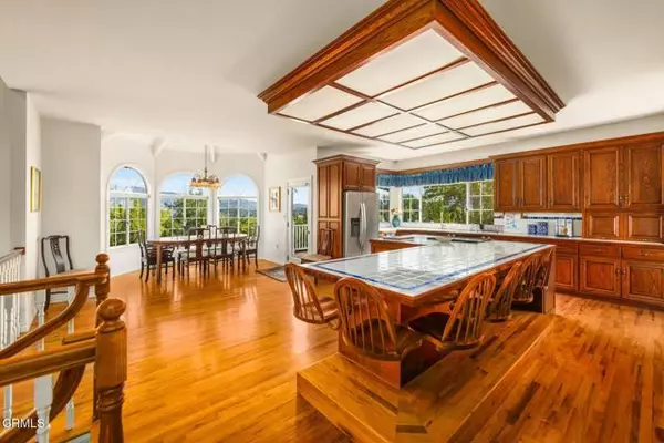 Ojai, CA 93023,1881 Meiners RD