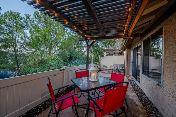 26166 Rainbow Glen DR, Newhall, CA 91321