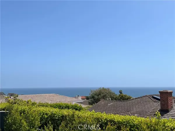 Laguna Beach, CA 92651,809 Emerald Bay
