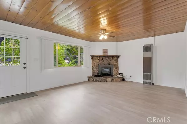 Sugarloaf, CA 92386,412 San Bernardino AVE