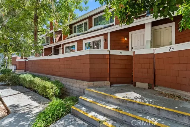 19431 Sherman WAY 24, Reseda, CA 91335