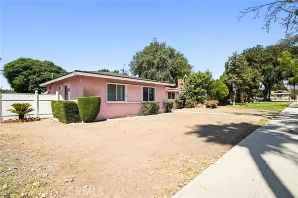 San Fernando, CA 91340,14615 San Fernando Mission BLD
