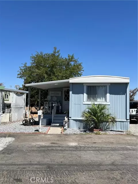 21922 Ottawa 13, Apple Valley, CA 92308