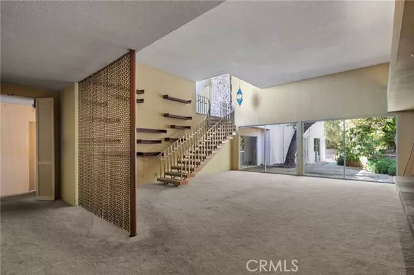 Ladera Heights, CA 90056,5611 Bedford AVE