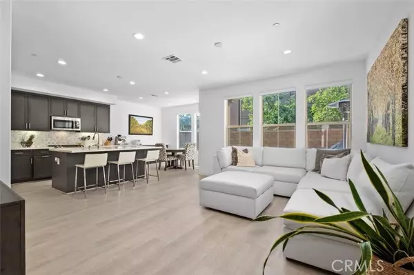 29 Prominence,  Lake Forest,  CA 92630